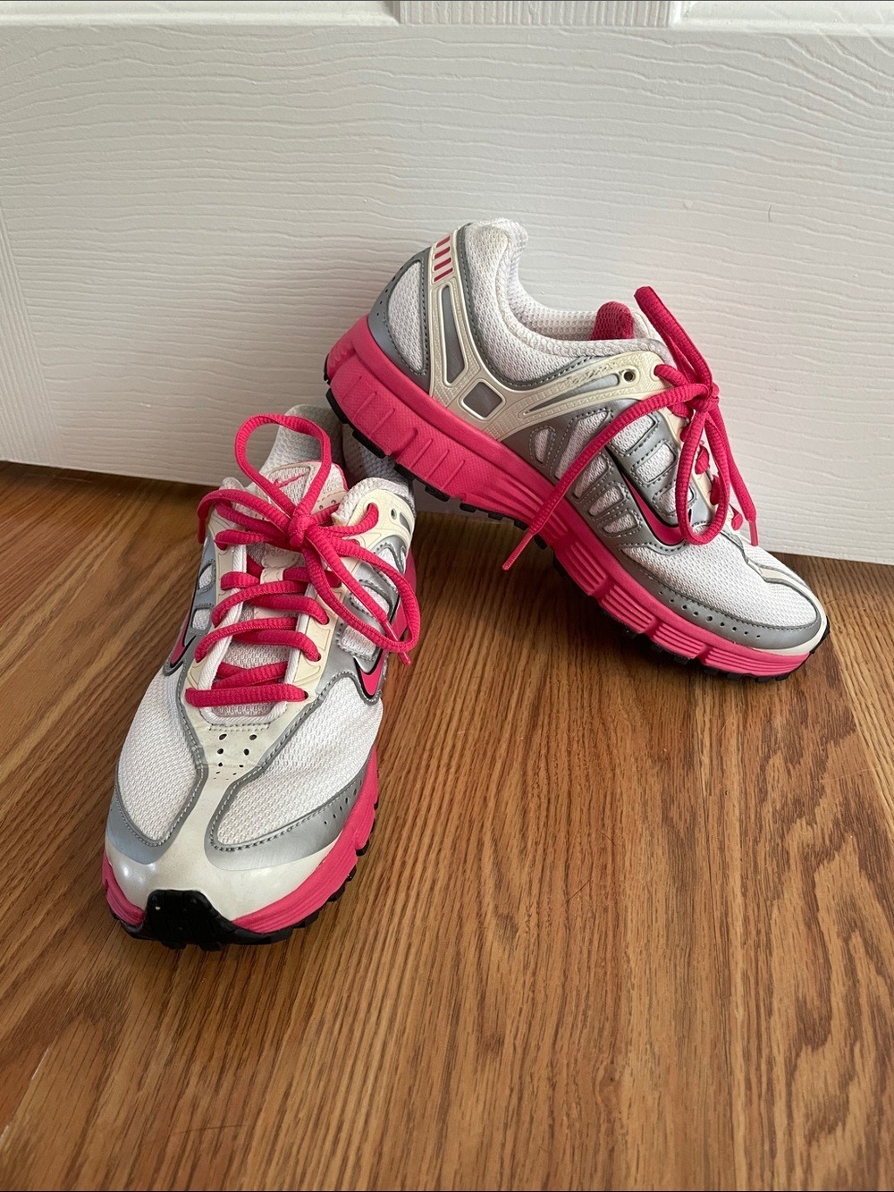 Vintage Nike Running Cross Training Shoes